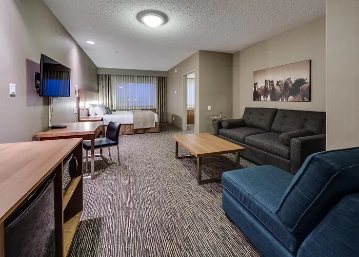 Heritage Inn Hotel & Convention Centre - Pincher Creek