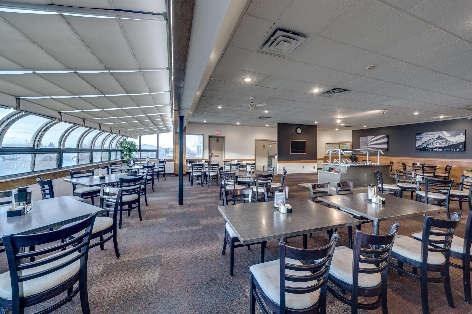 Heritage & Convention Centre - Hotel Pincher Creek