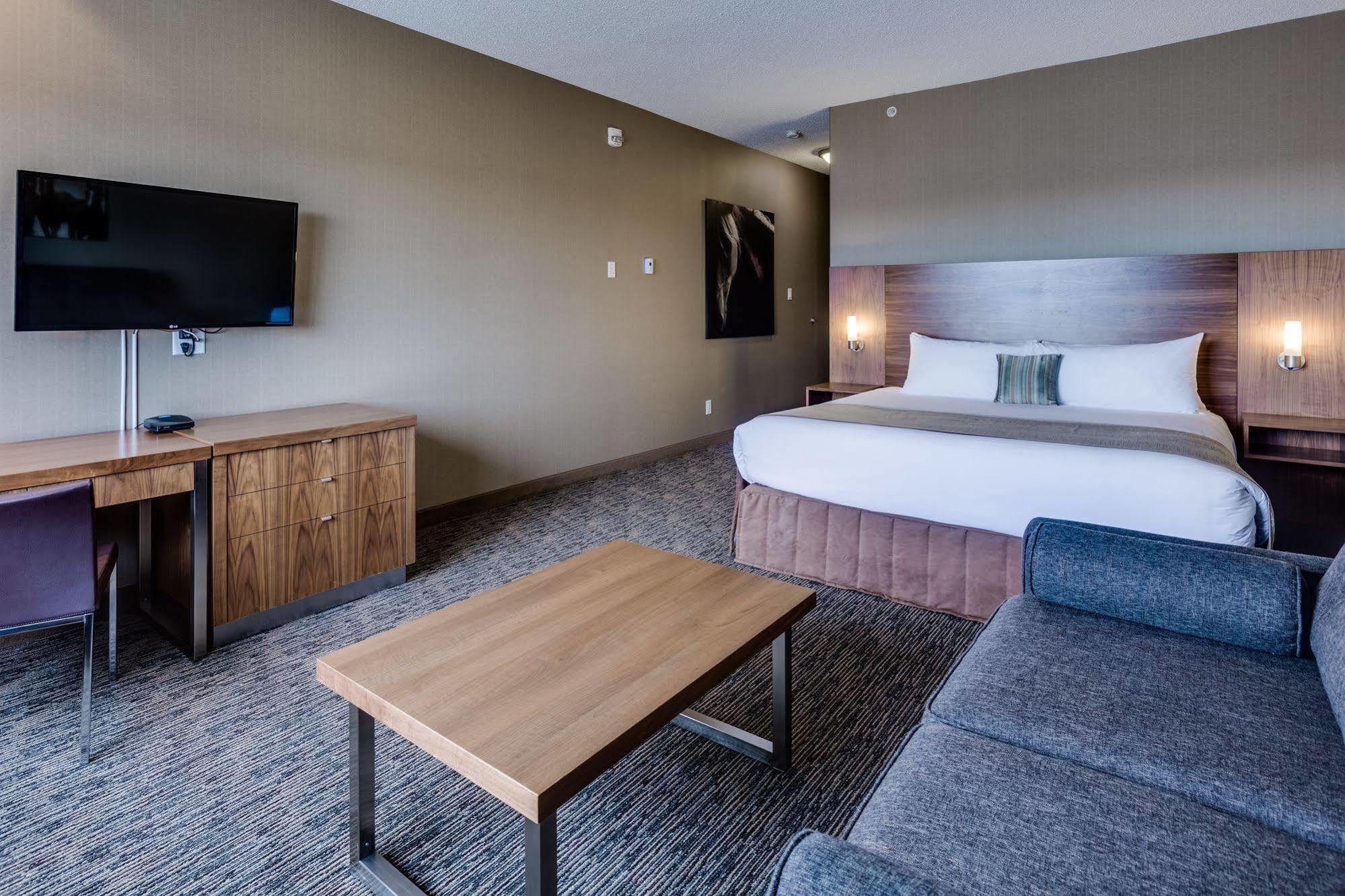 Heritage & Convention Centre - Hotel